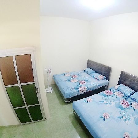 Ngadiwinatan Alleyway Guest House Jogja Yogyakarta Eksteriør billede