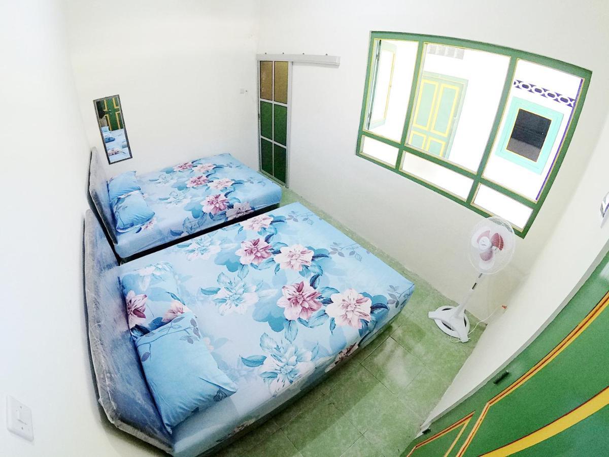 Ngadiwinatan Alleyway Guest House Jogja Yogyakarta Eksteriør billede